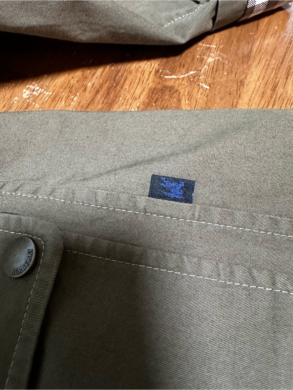 Burberry Olive Green Utility Jacket with Dark Corduroy Collar - Picture 5 of 9